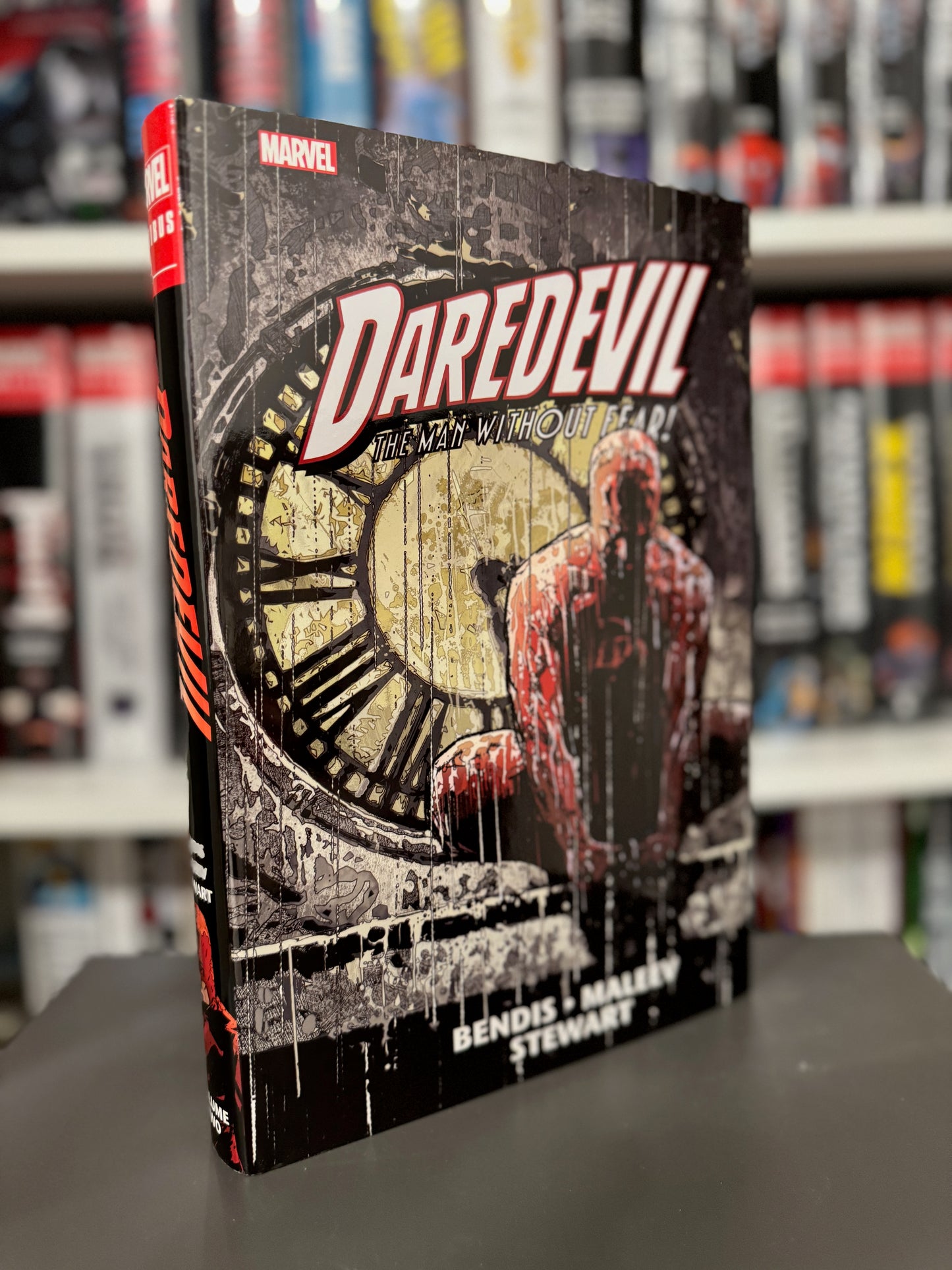 Daredevil by Bendis Omnibus Vol 2 Like New Not Sealed