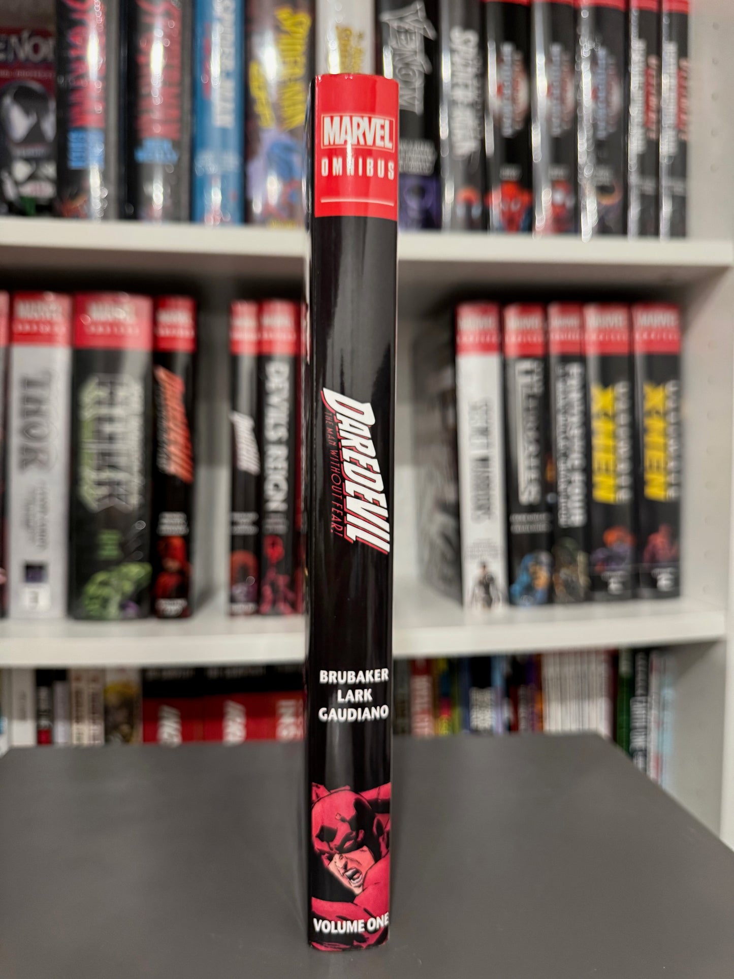 DAREDEVIL by ED BRUBAKER OMNIBUS VOL 1 OOP Rare Like New Not Sealed
