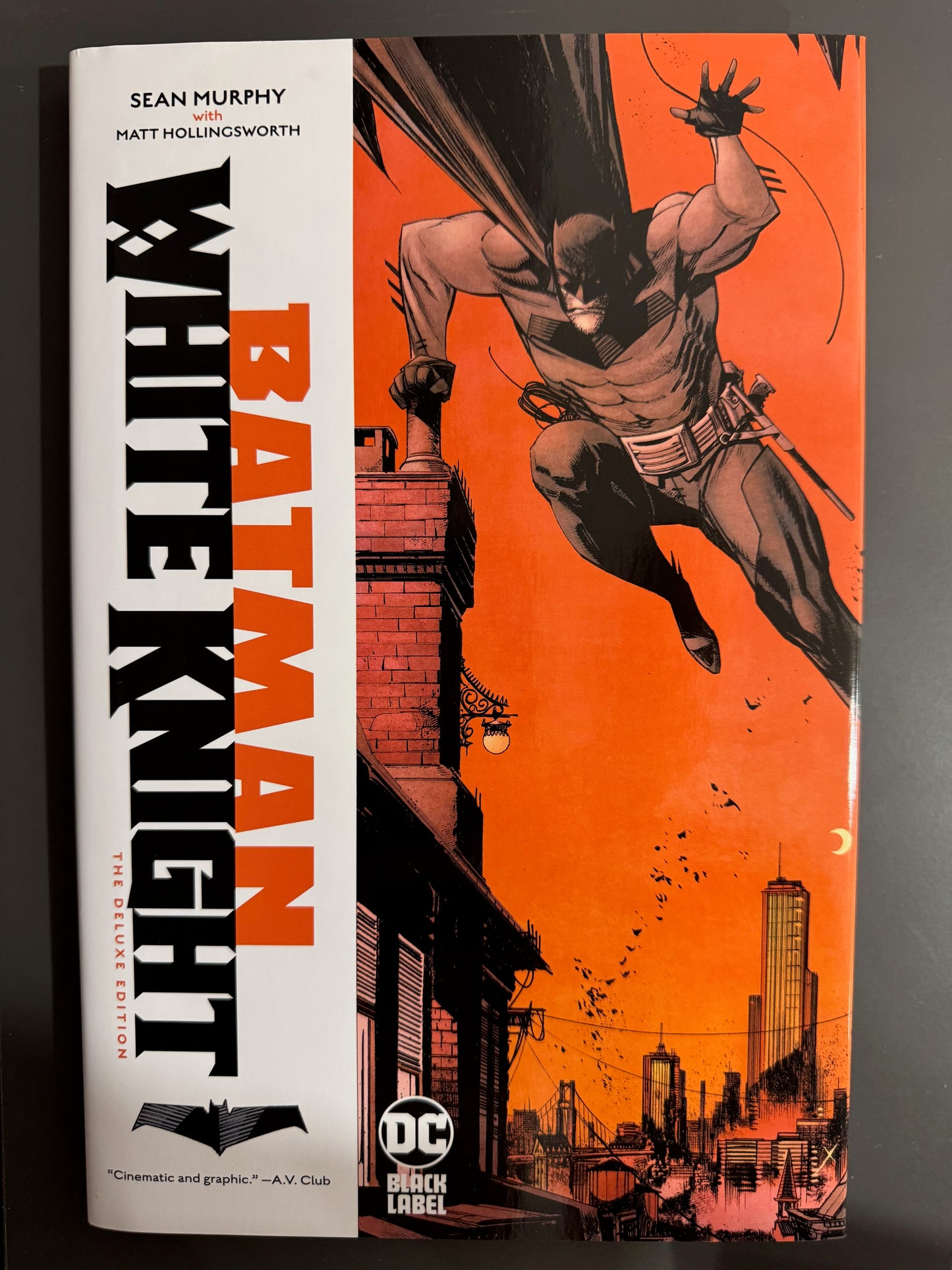 BATMAN WHITE KNIGHT DELUXE EDITION