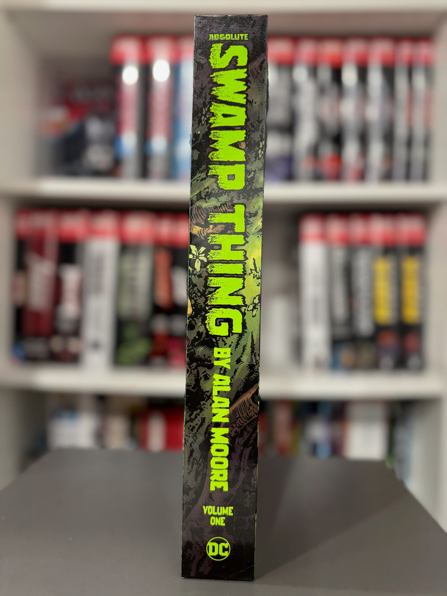 ABSOLUTE SWAMP THING VOLUME 1