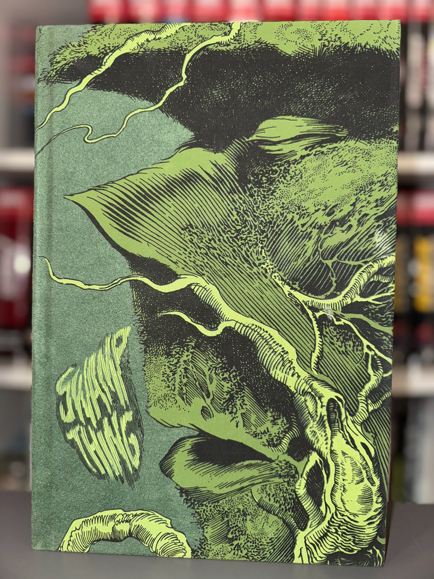 ABSOLUTE SWAMP THING VOLUME 1