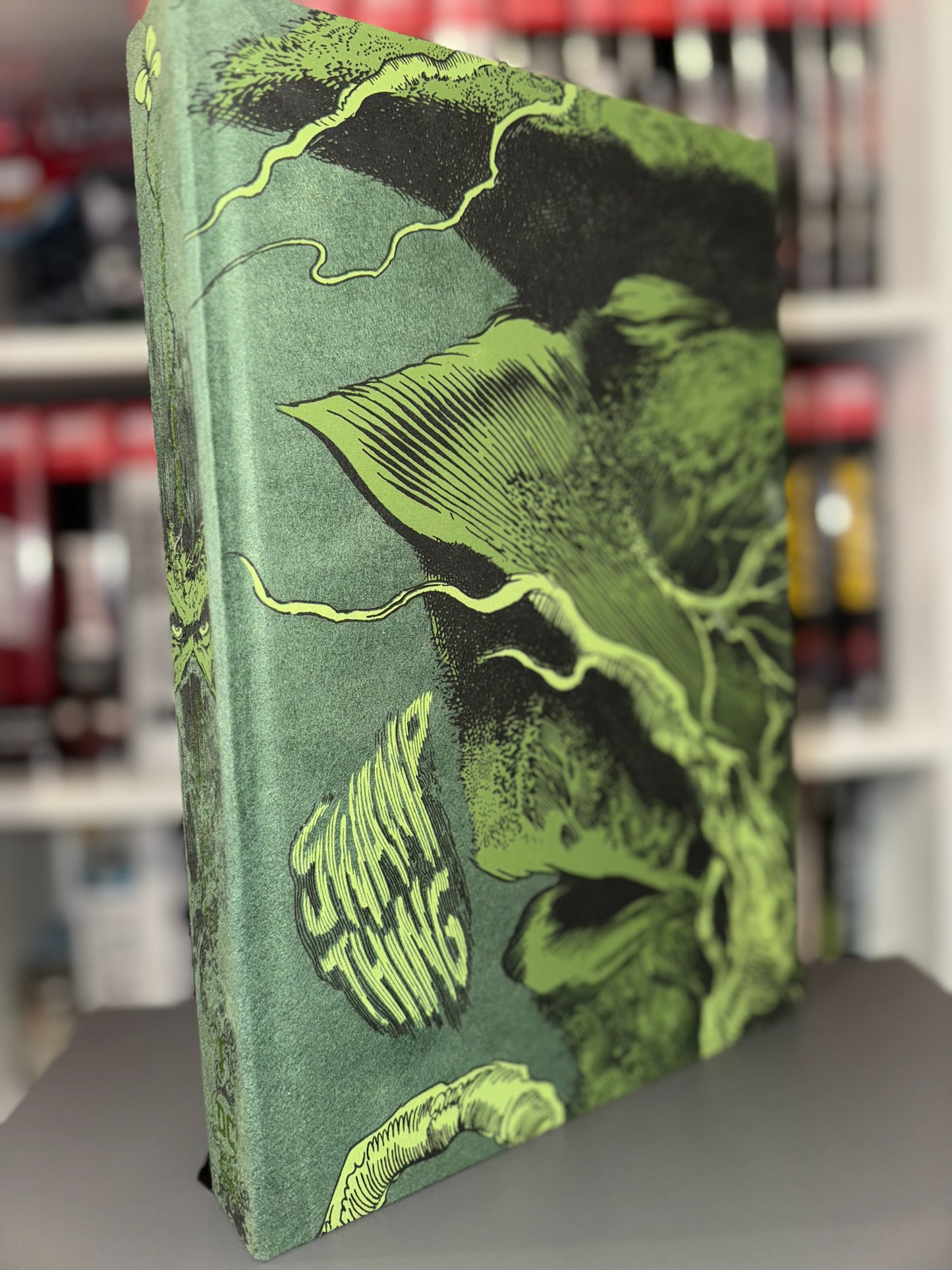 ABSOLUTE SWAMP THING VOLUME 1